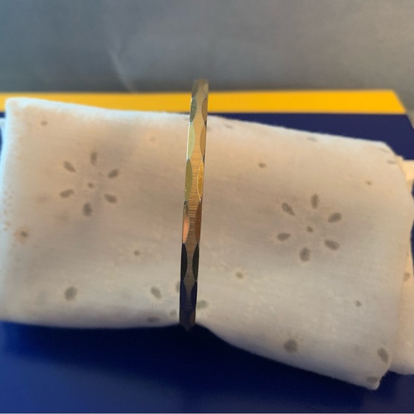 Monet Faceted Gold Tone Bangle Size Small Professional Classic Vtg 70's Sparkly - Picture 8 of 8